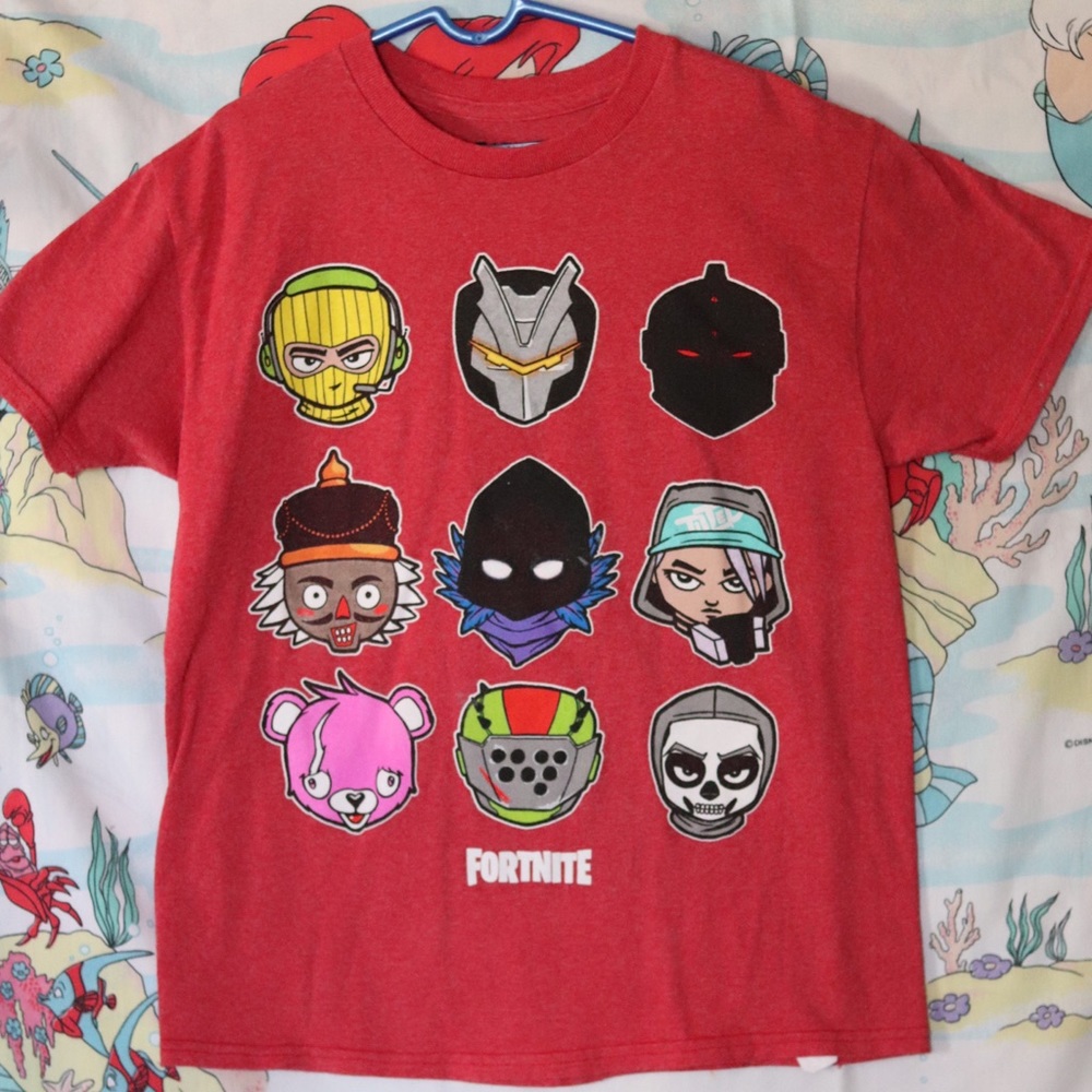 Fortnite characters boys T-shirt size S